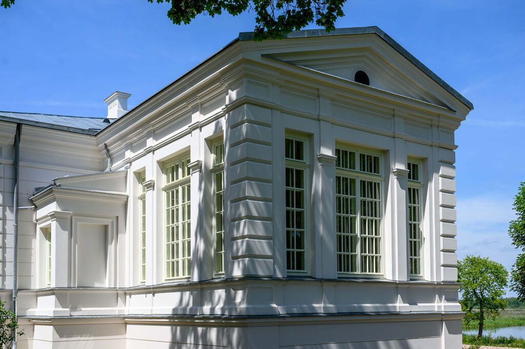 Pałac Jaźwińskich w Borkach