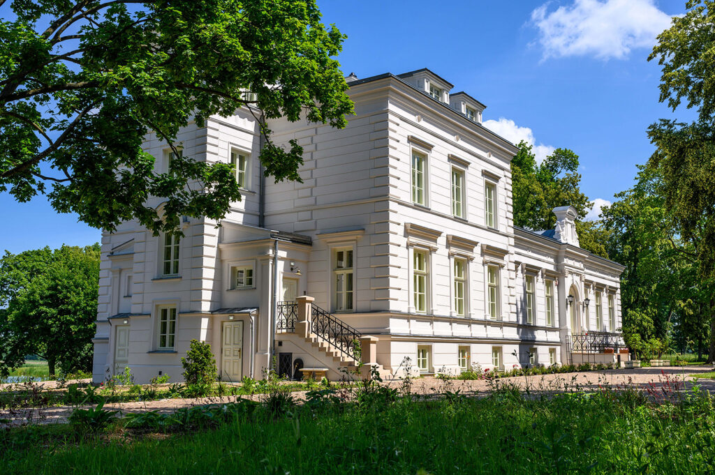 Pałac Jaźwińskich w Borkach